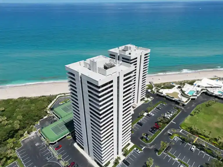 Commercial roof work in Palm Beach County