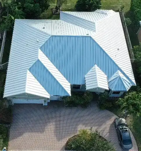 How to Hurricane-Proof Your Roof Before Storm Season