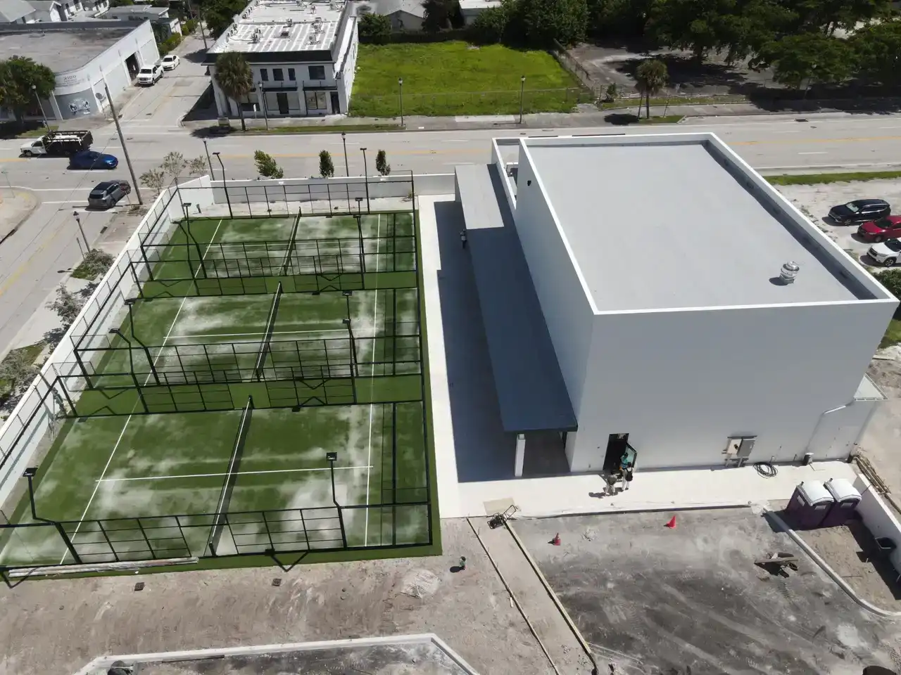 Flat Roof Maintenance Tips for Palm Beach County Businesses