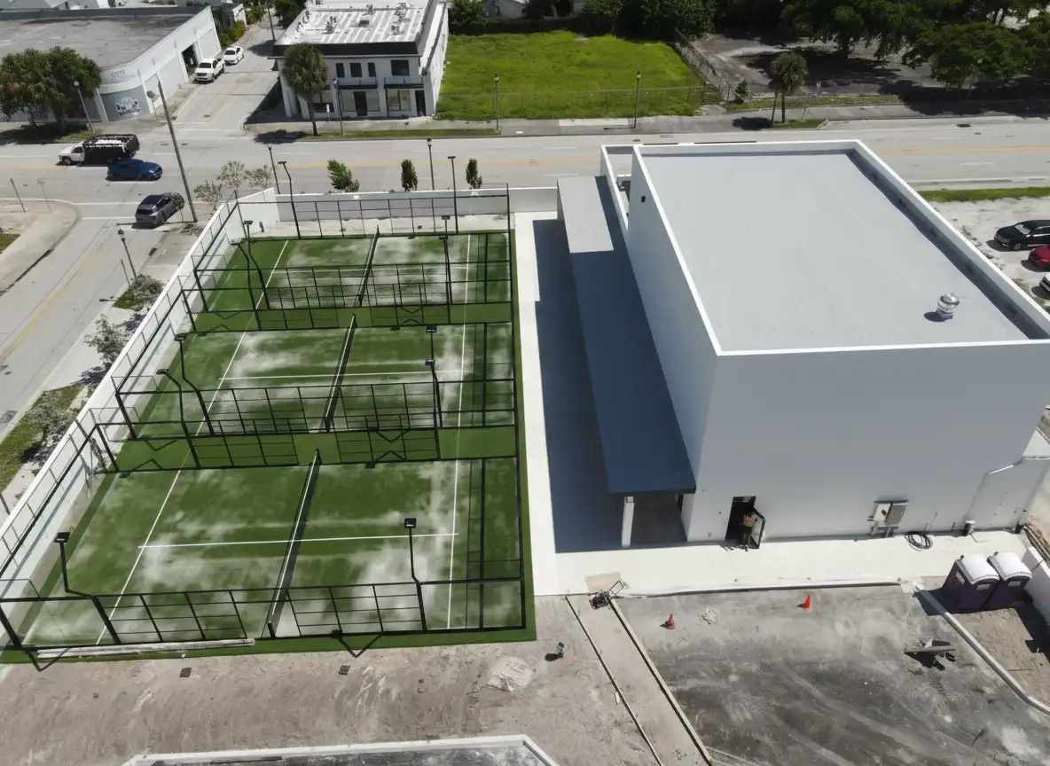 Flat Roof Maintenance Tips for Palm Beach County Businesses