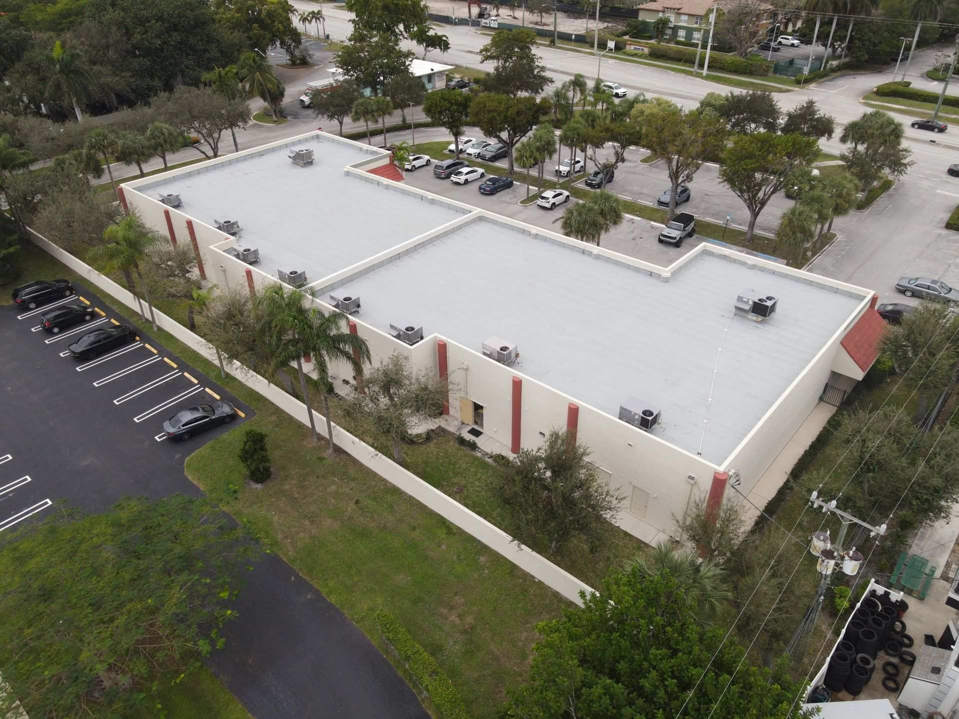 Pelican Shoppes flat roof installation