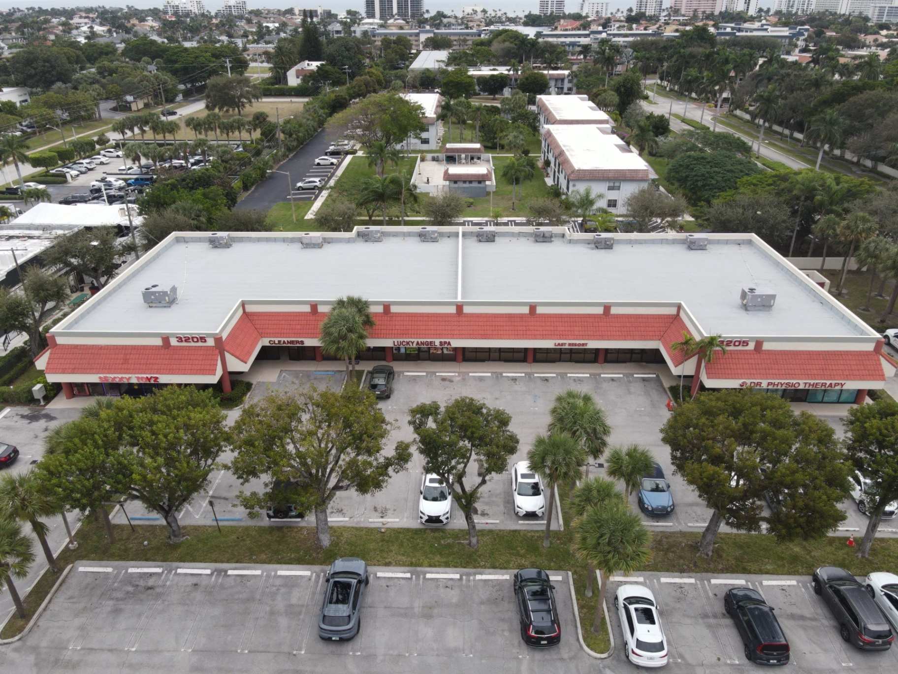 6 Things to Consider When Choosing a Roof for Your Commercial Property