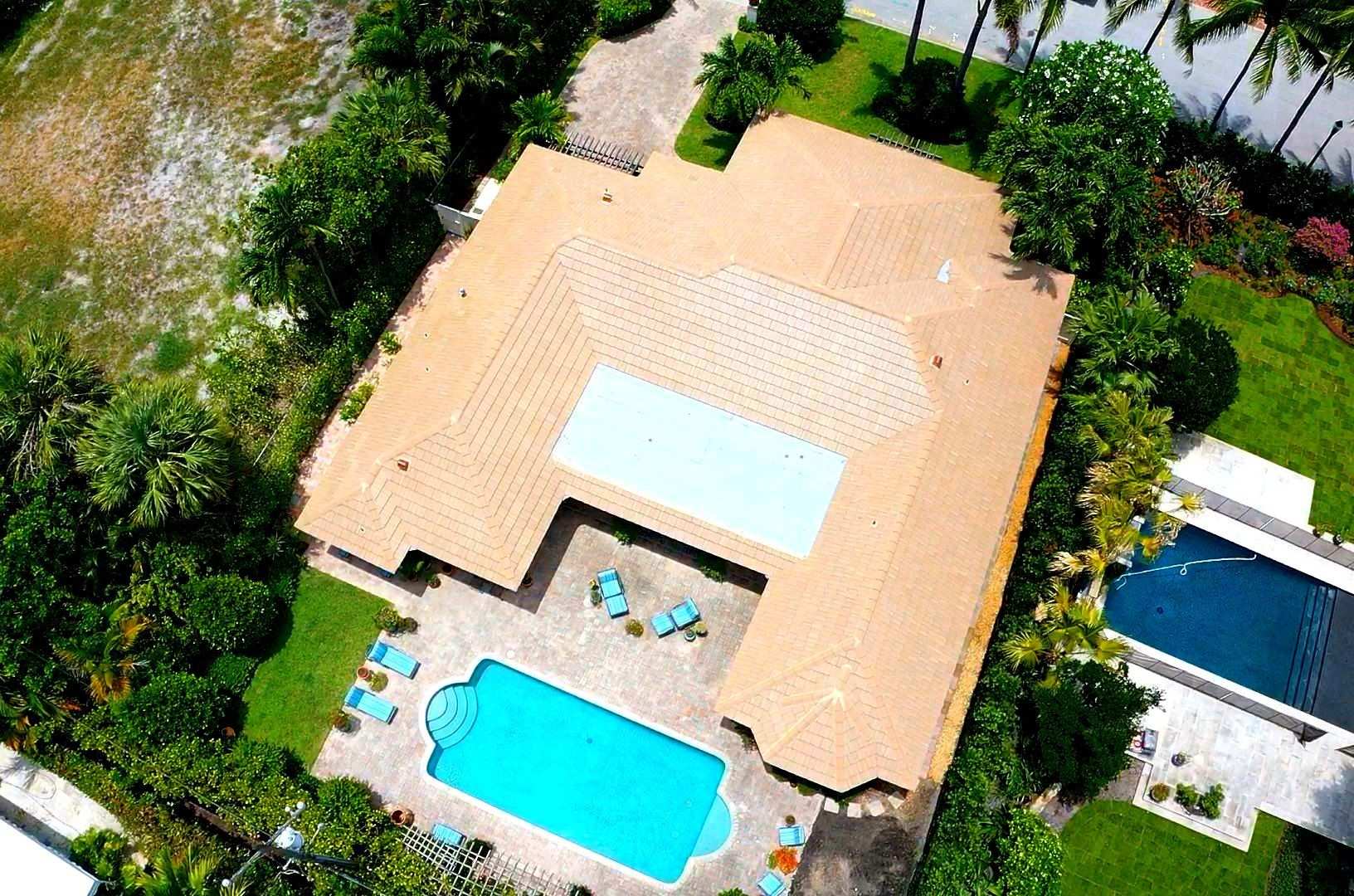 The Most Popular Roof Colors in Palm Beach County for 2025