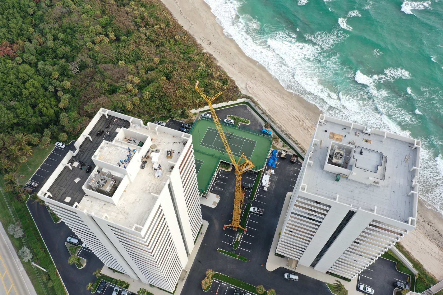 How Humidity and Salt Air Affect Your Roof in Coastal Florida